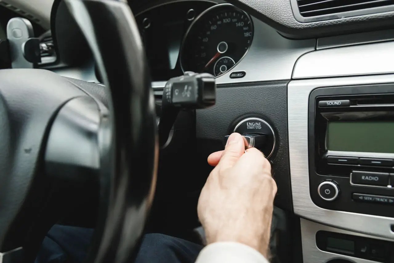 No Power to Dash or Ignition: (9 Reasons With Troubleshooting!)